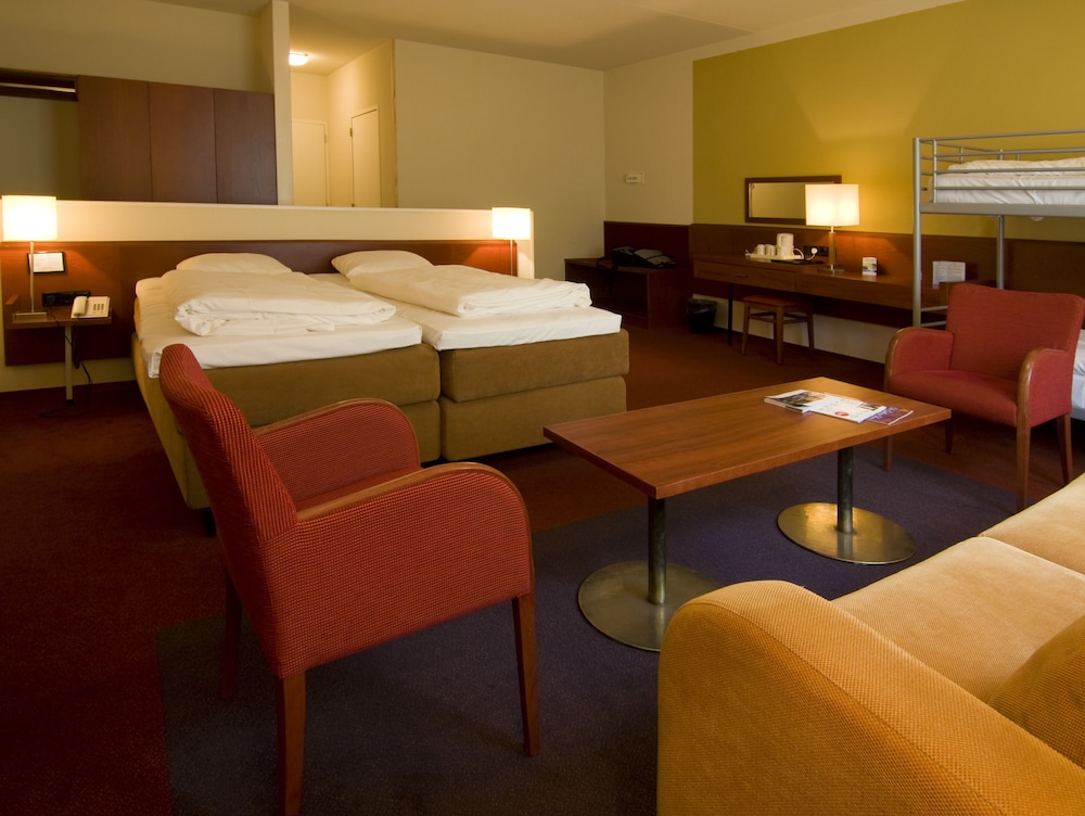 Guestroom
