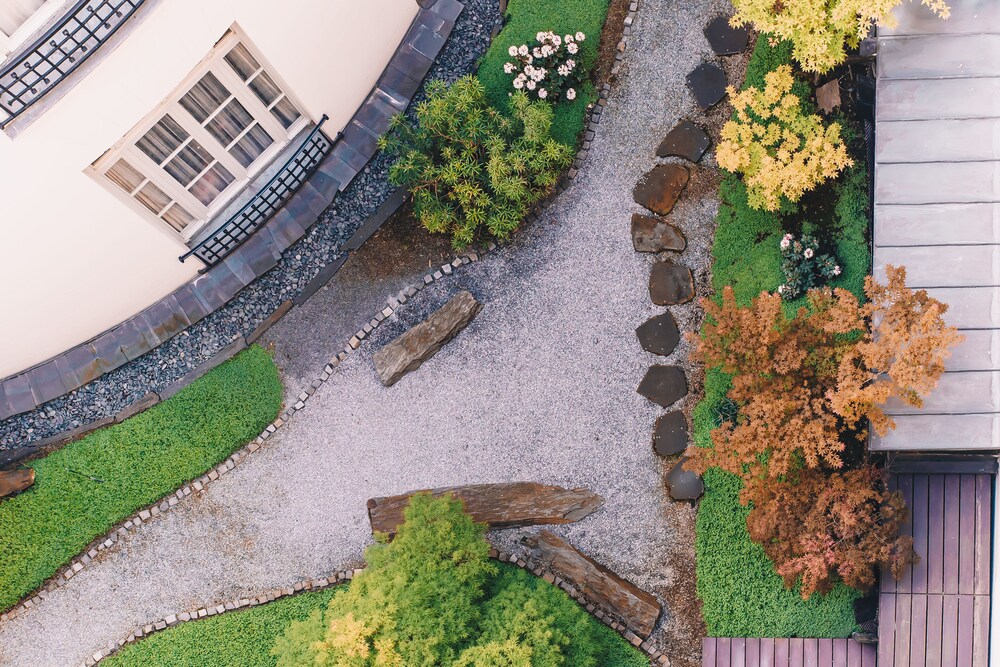 Courtyard View