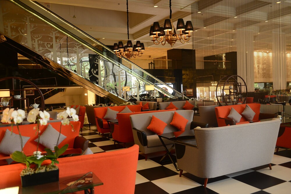 Hotel Bar