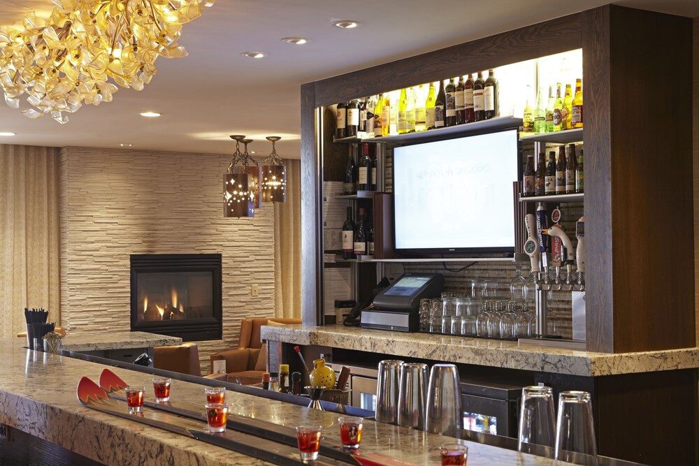 Hotel Bar