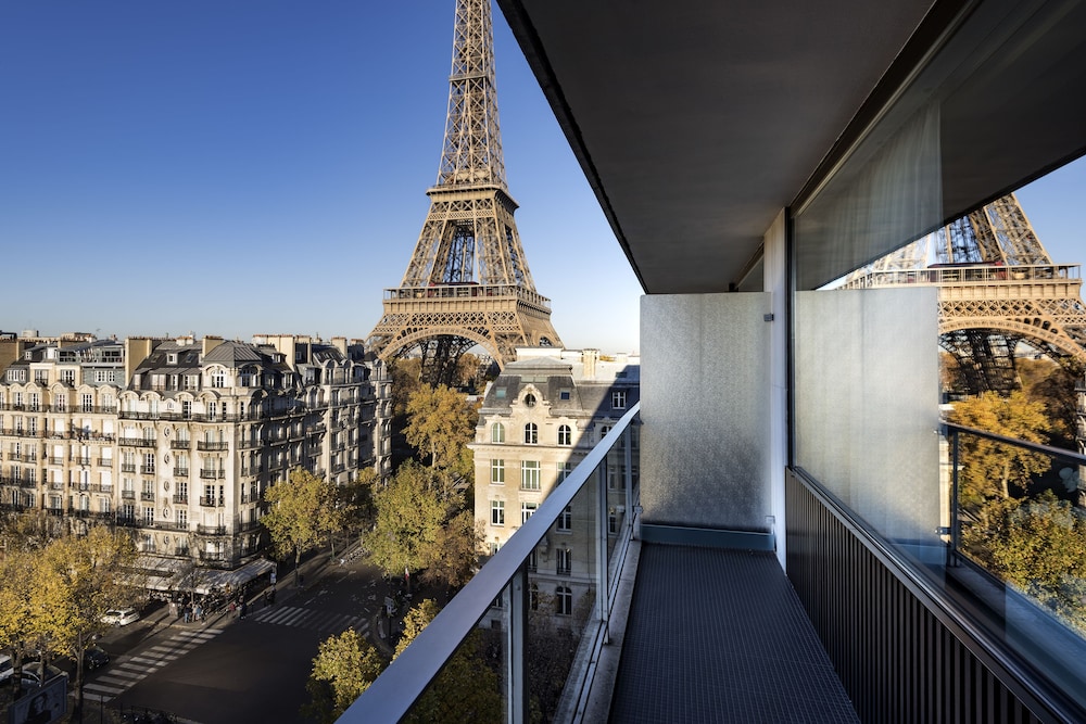 Balcony view, Pullman Paris Tour Eiffel