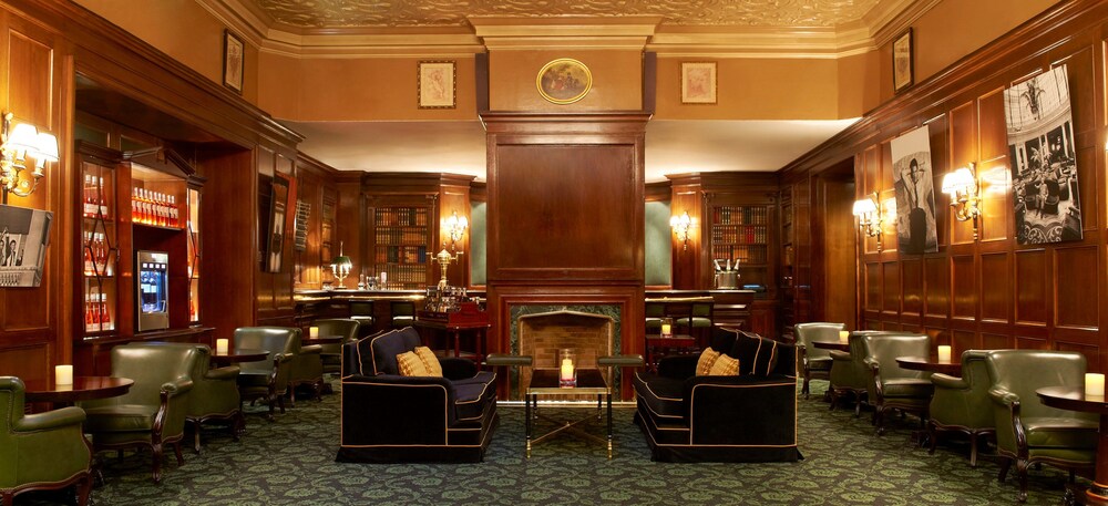 Bar de l'hôtel