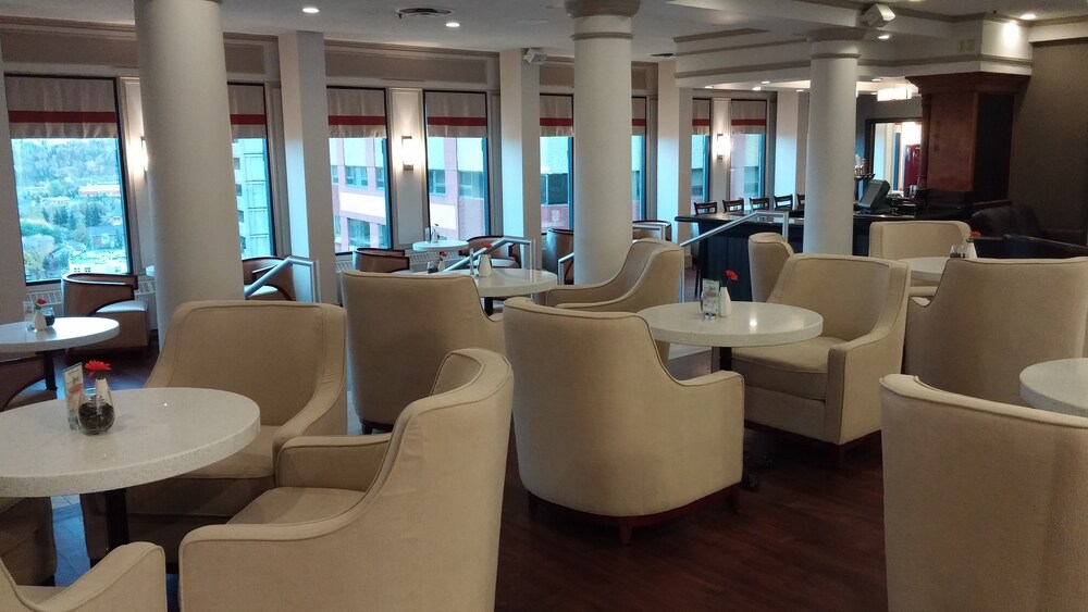 Hotel Lounge