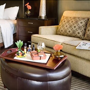 Room Service - Dining