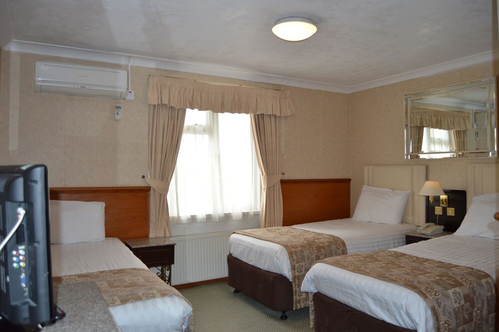 Guestroom