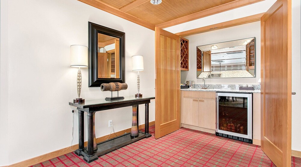 Minibar