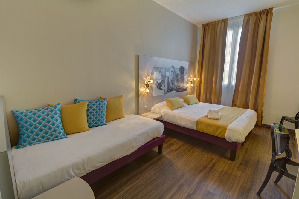 Guestroom