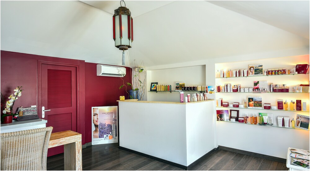 Spa Reception