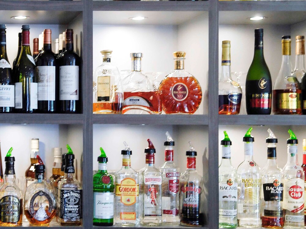 Hotel Bar