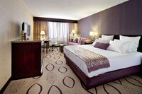 Room, 1 King Bed, Accessible