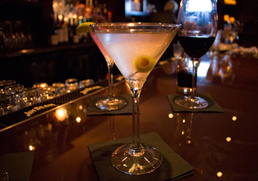 Hotel Bar
