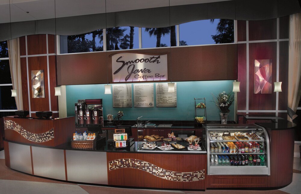 Coffee service, Rosen Centre Hotel