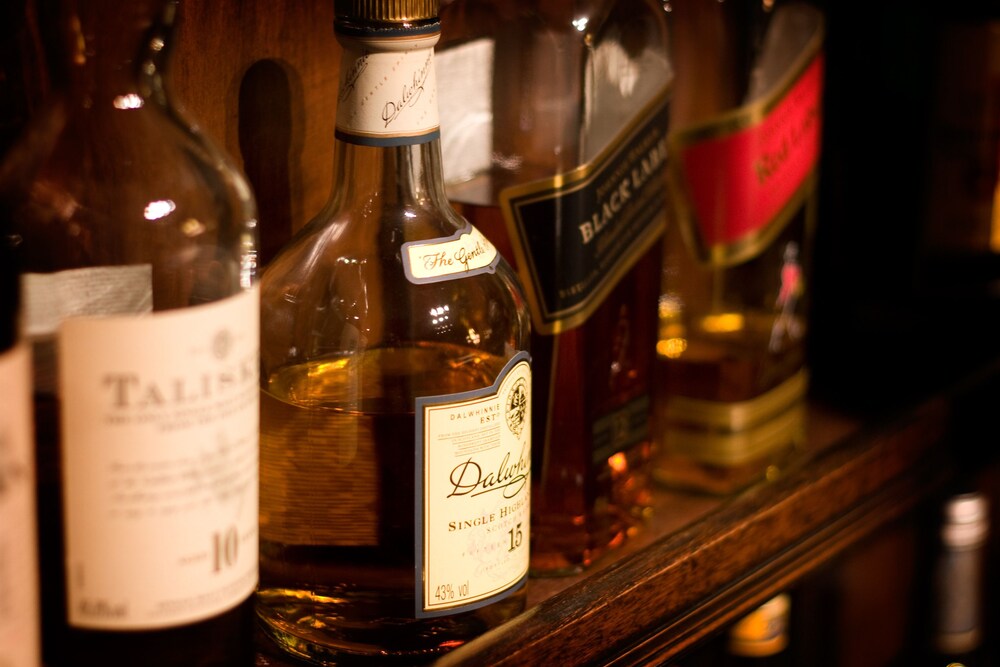 Hotel Bar