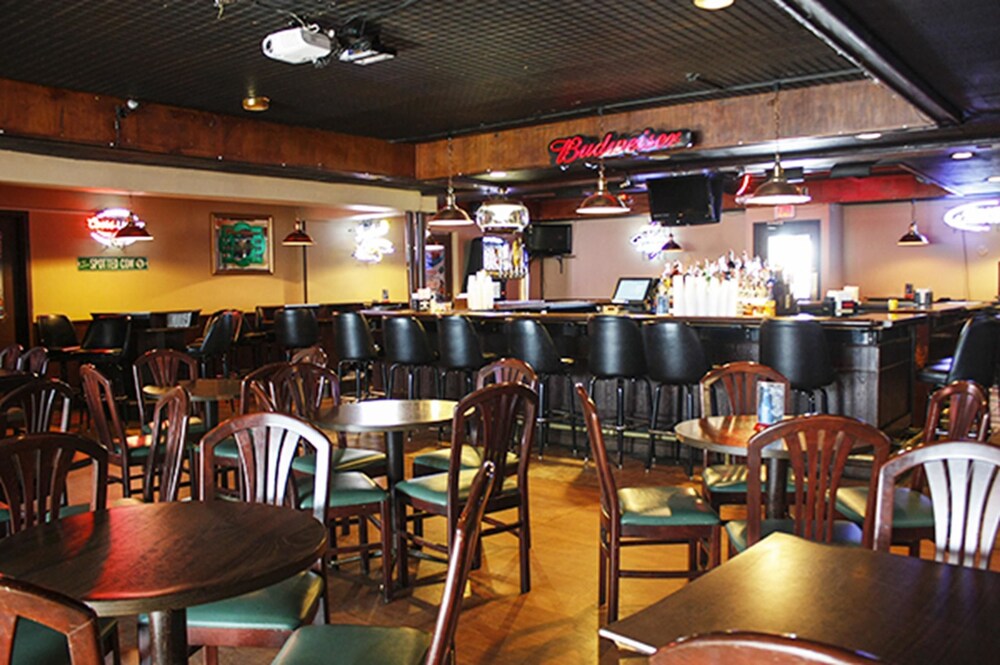 Hotel Bar