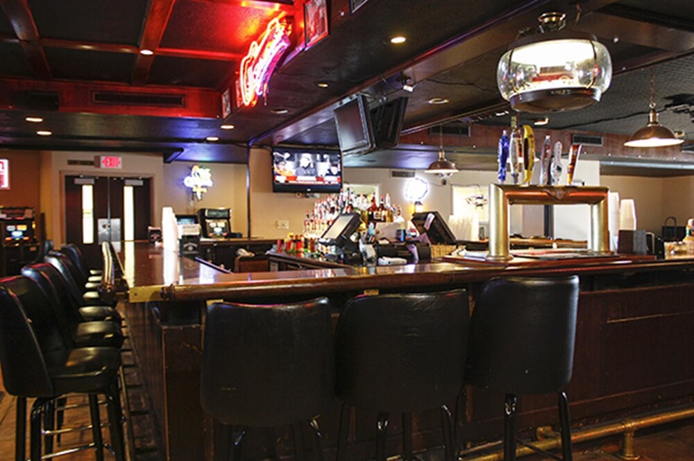 Hotel Bar