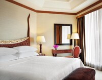 Junior Suite, River View (Club )