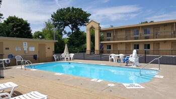 Sandusky, Ohio Hotels: Book Your Sandusky Hotel Online BookIt.com