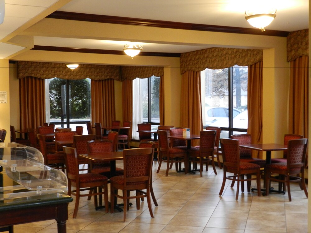 Food Court