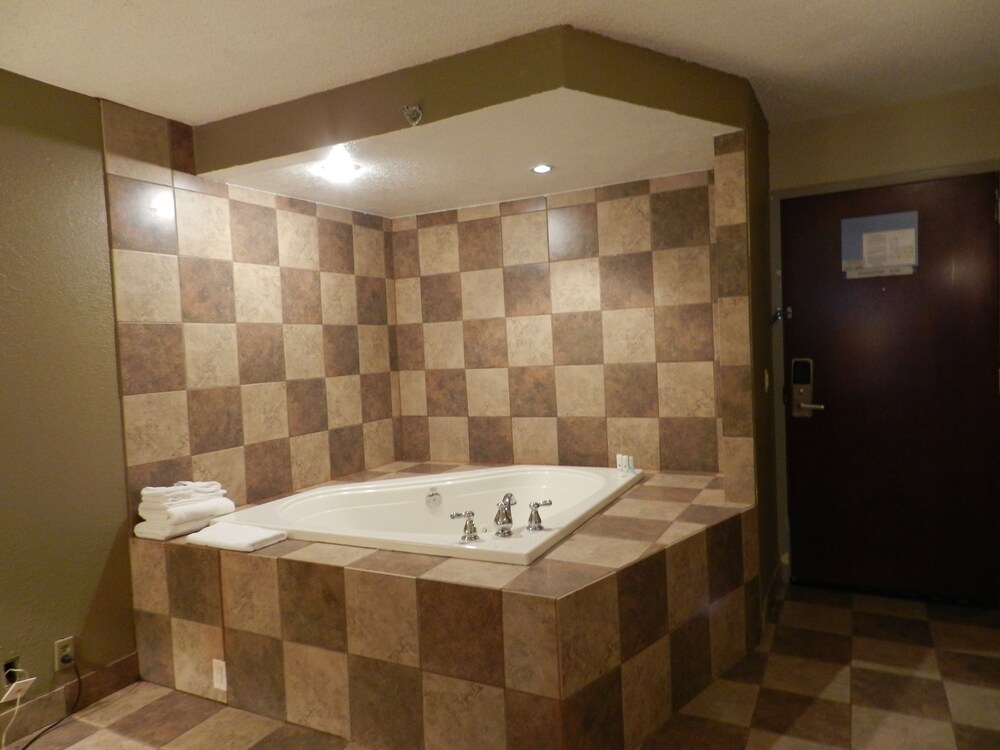 Jetted Tub