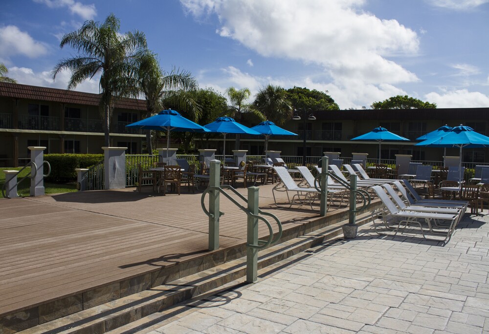 Sundeck