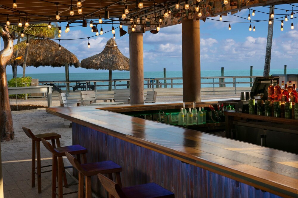 Poolside Bar