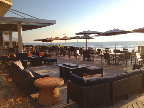 Crowne Plaza Hotel Melbourne - Oceanfront