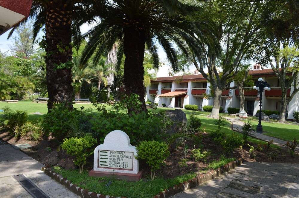 Jardines del establecimiento