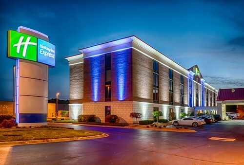 Holiday Inn Express Crestwood