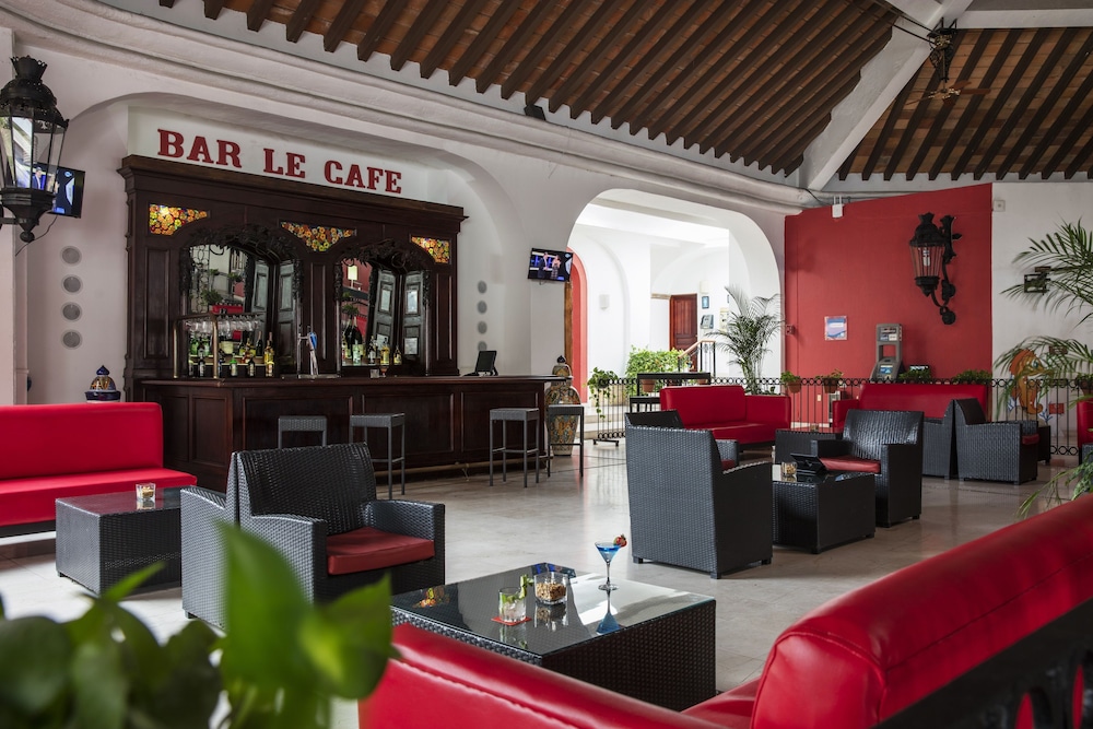 Hotel Lounge