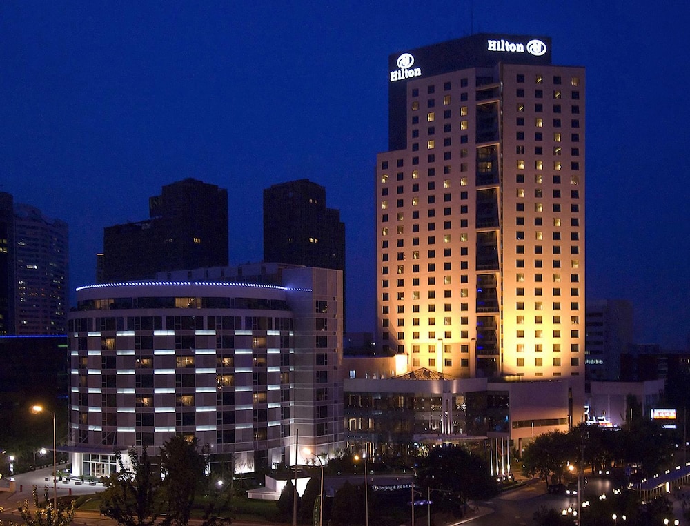 Hotel Front - Evening/Night