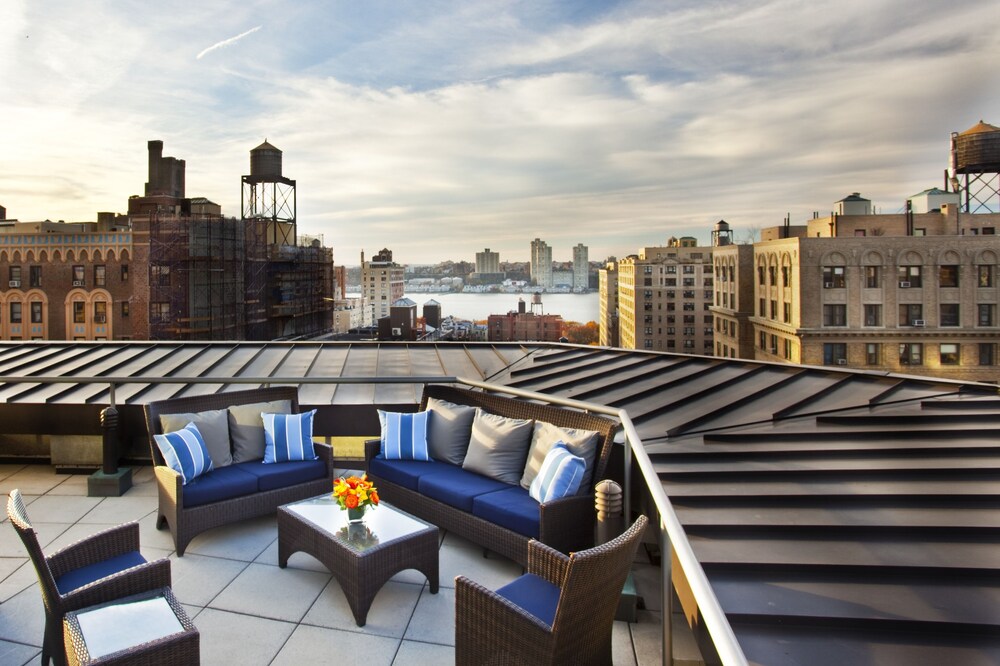 Porch, Arthouse Hotel New York City