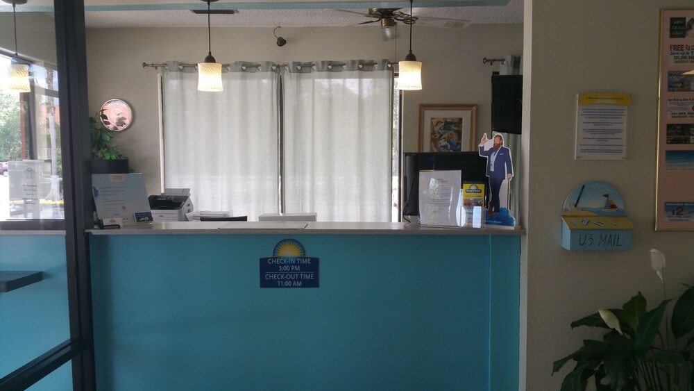 Check-in/Check-out Kiosk