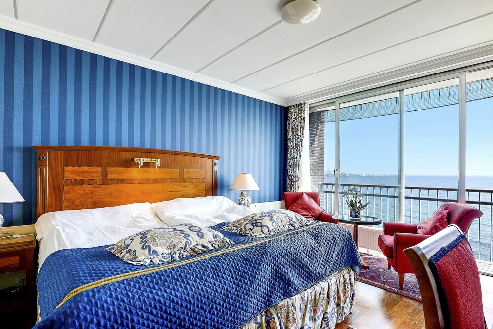 Guestroom View