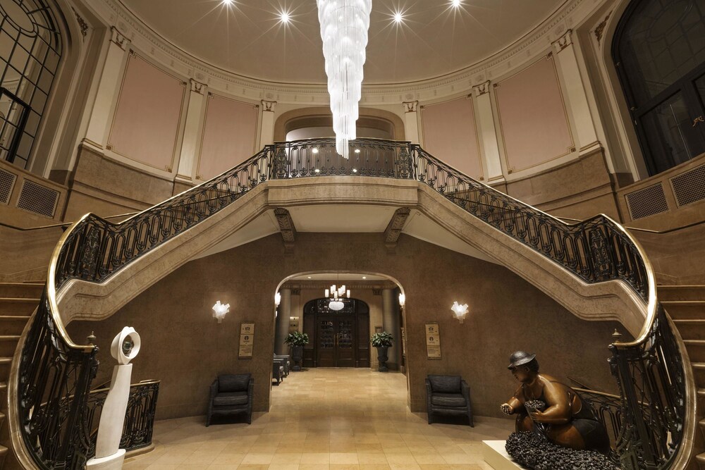 Hall