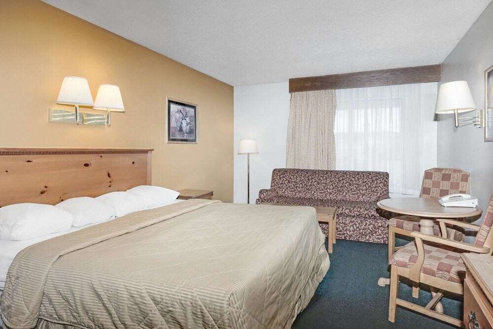 Guestroom