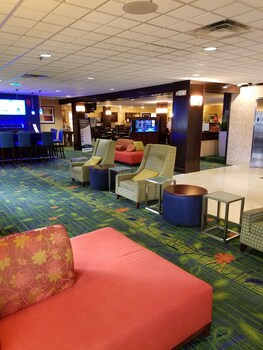 Hotel Lounge