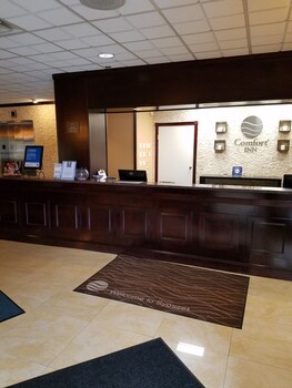 Check-in/Check-out Kiosk