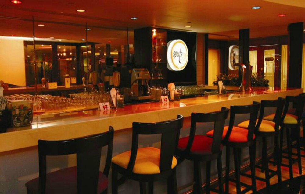 Hotel Lounge