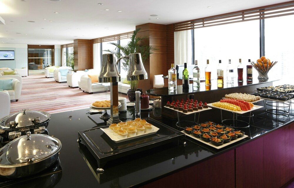Hotel Lounge
