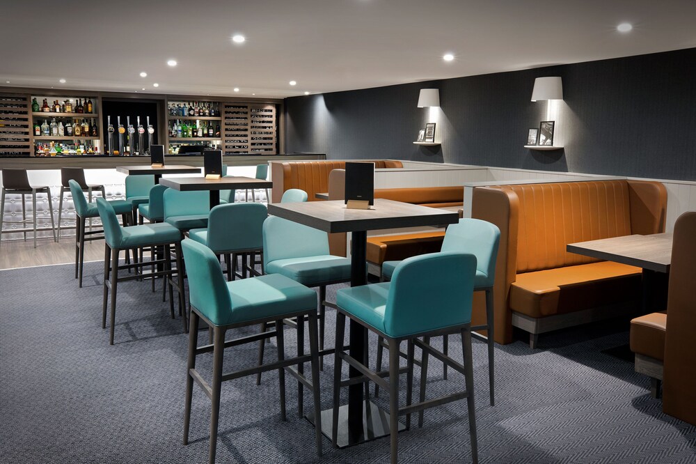 Hotel Lounge
