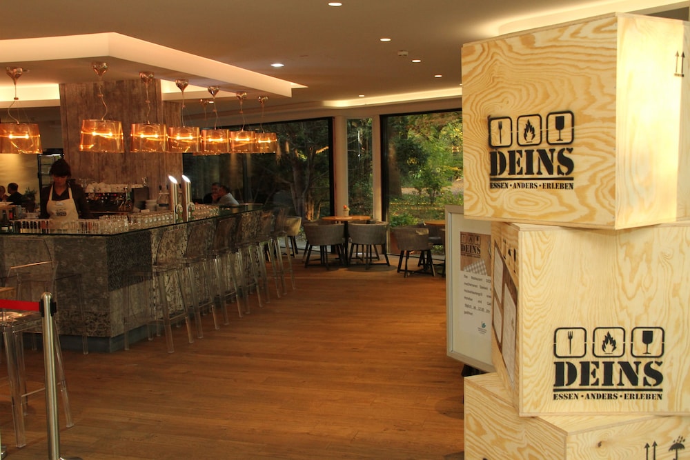 Hotel Bar