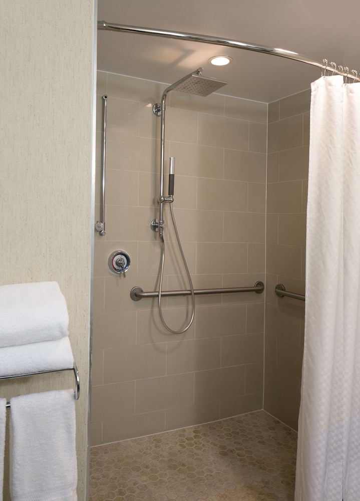 Hand-held showerhead, The Westin Fort Lauderdale