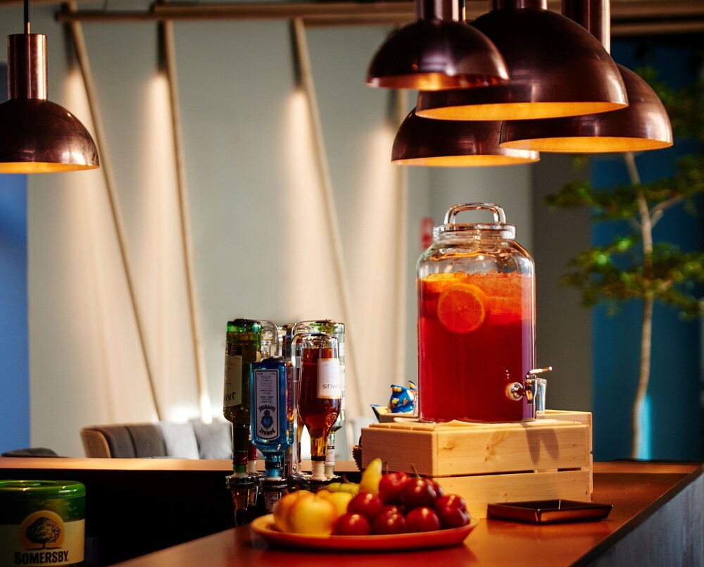 Hotel Bar