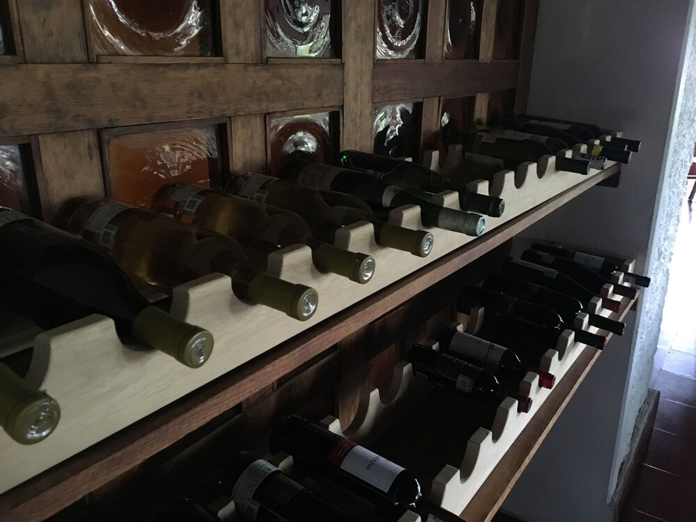 Hotel Bar
