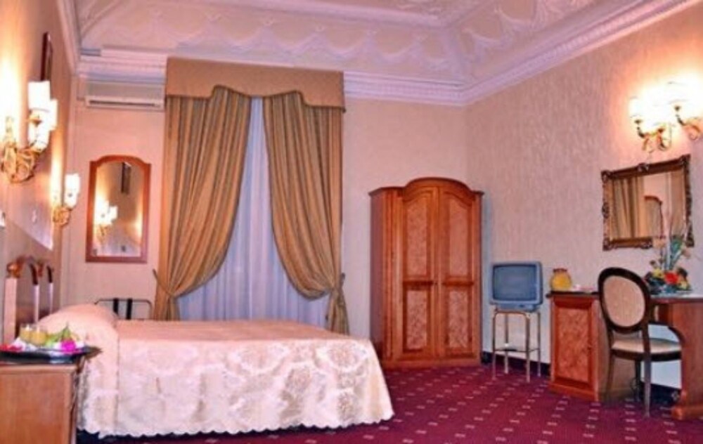 Guestroom