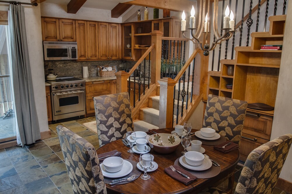 In-Room Kitchen