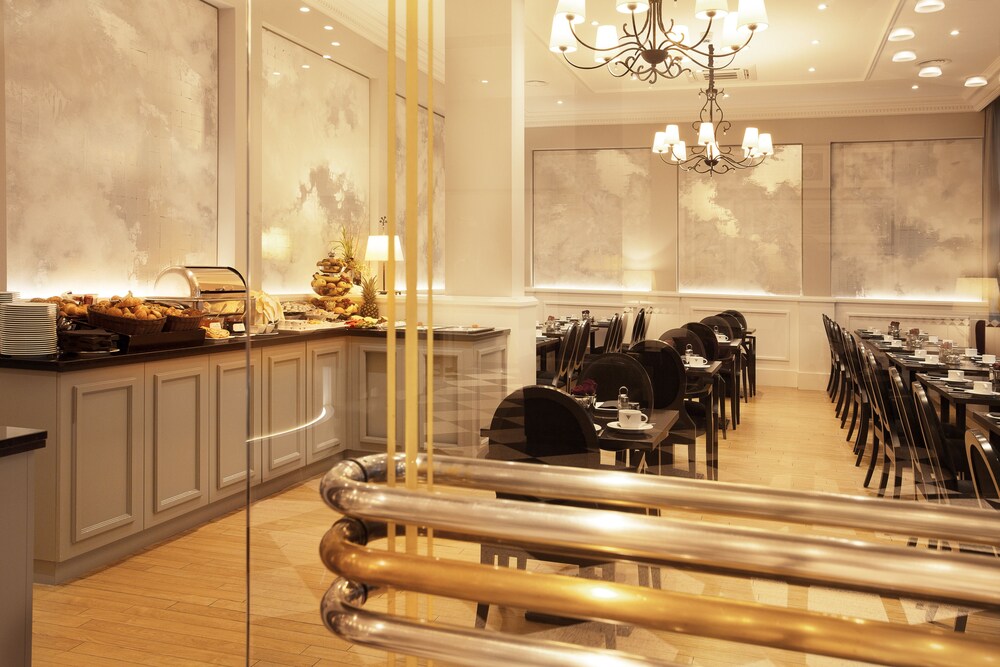 Salle de petit-déjeuner