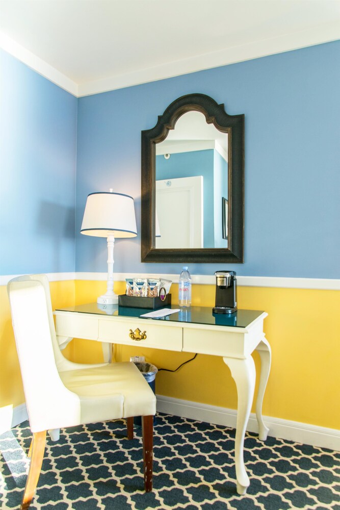 In-Room Business Center