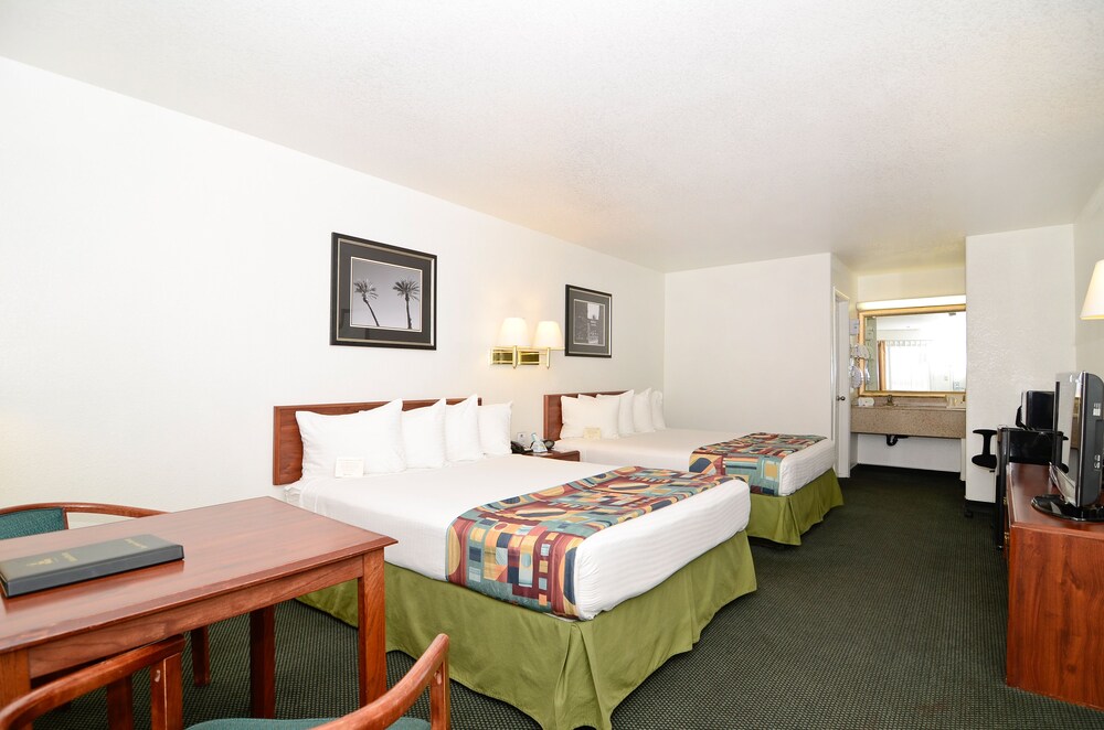 Guestroom View