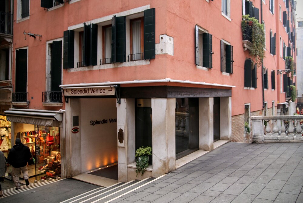 Ingresso hotel